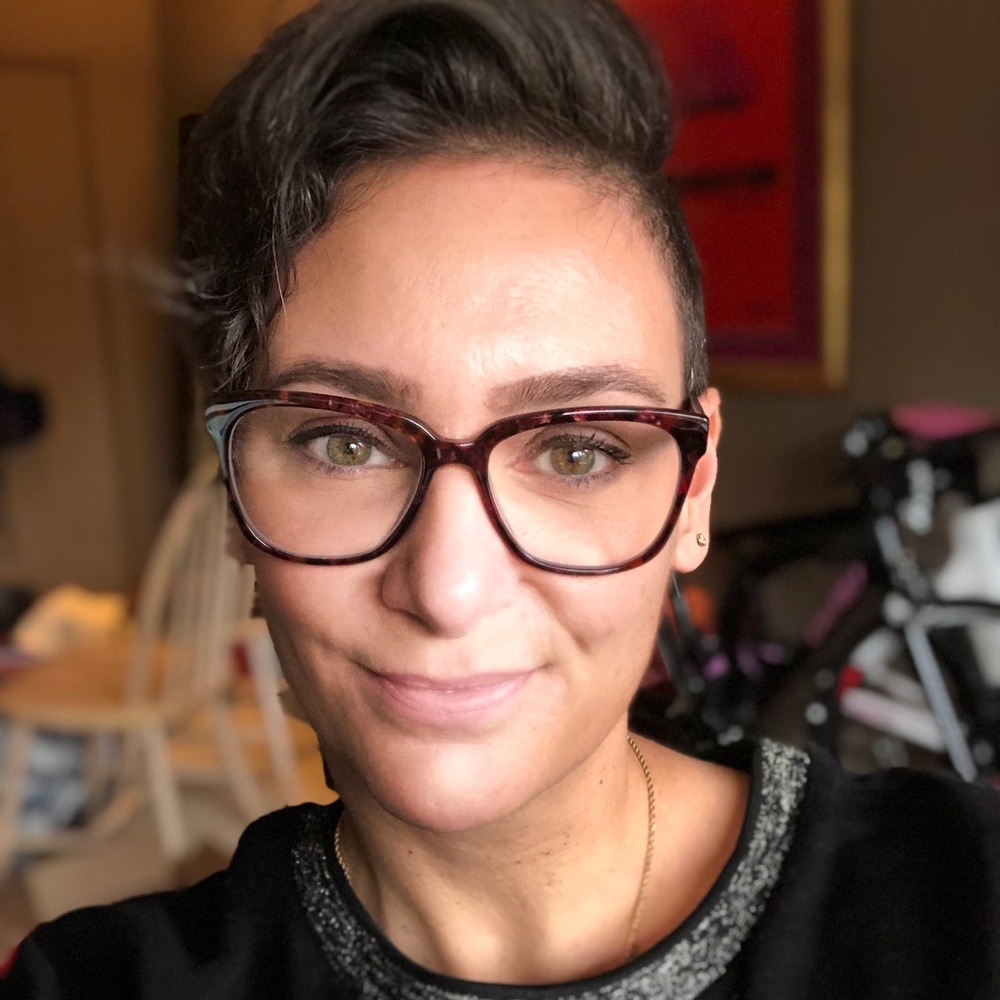 Meet your Posher, Caroline